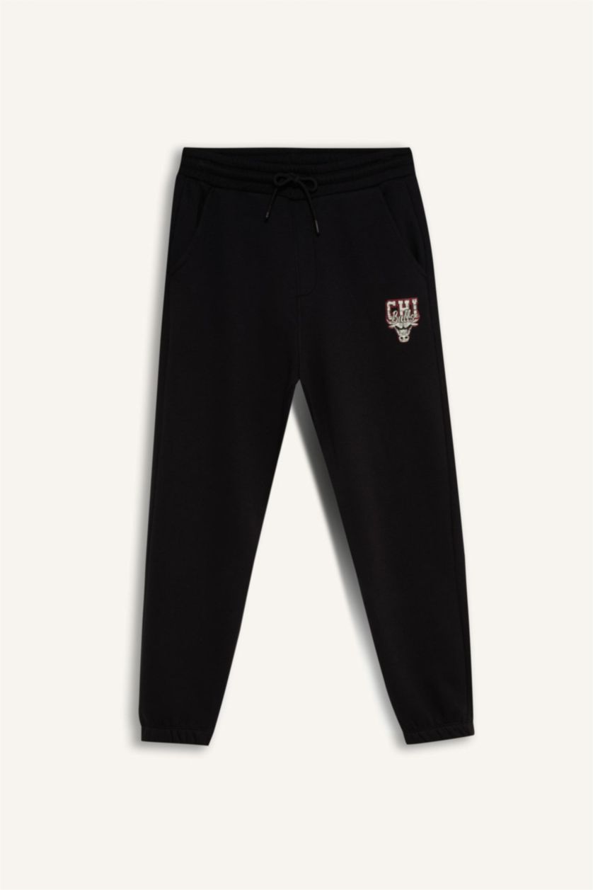 MAN Black Standard Fit Waist Tied Thick Sweatpants