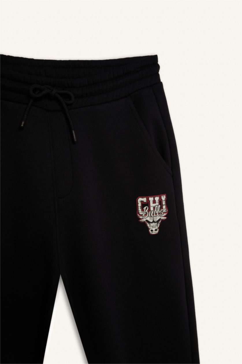 MAN Black Standard Fit Waist Tied Thick Sweatpants
