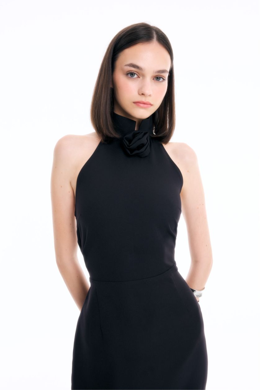 Kadın Siyah Bodycon Vücudu Saran Halter Yaka Kolsuz Maxi Abiye Elbise