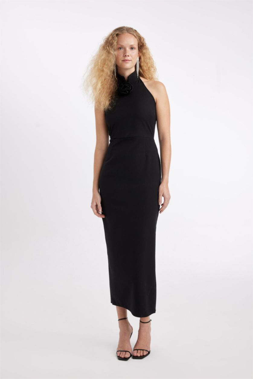 Kadın Siyah Bodycon Vücudu Saran Halter Yaka Kolsuz Maxi Abiye Elbise