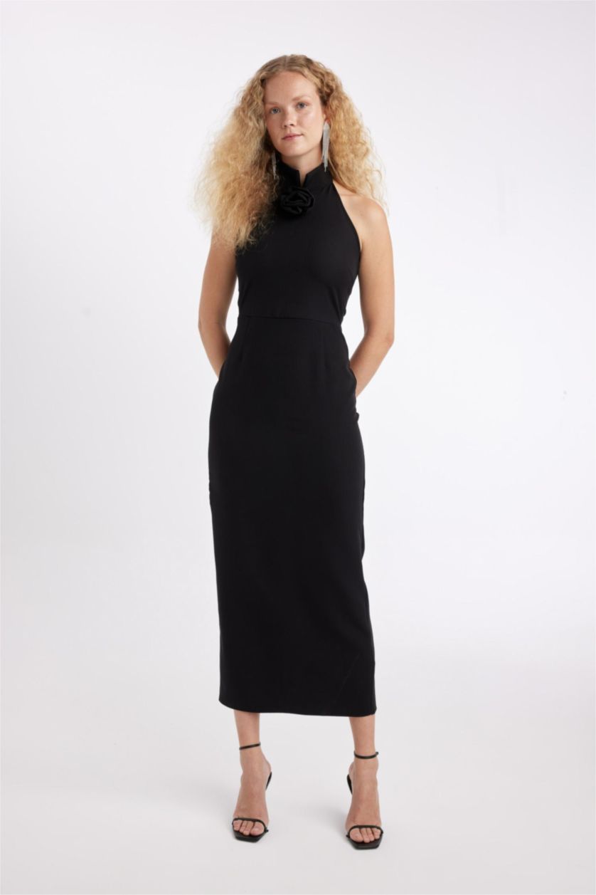 Kadın Siyah Bodycon Vücudu Saran Halter Yaka Kolsuz Maxi Abiye Elbise