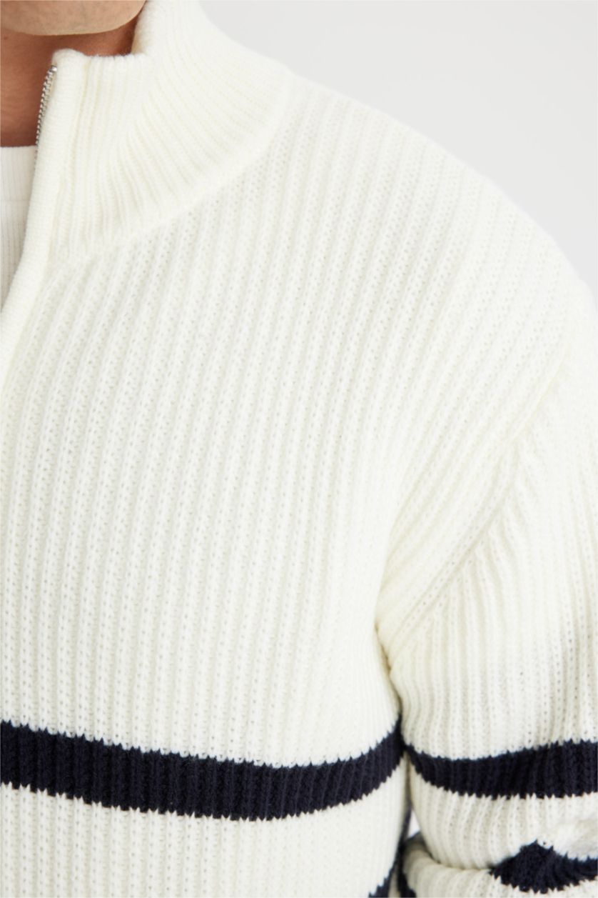 MAN Ecru Standard Fit Stand Collar Half Zipper Striped Knitwear Pullover