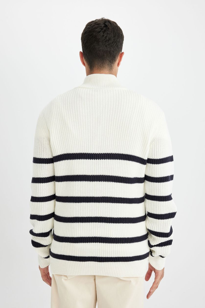 MAN Ecru Standard Fit Stand Collar Half Zipper Striped Knitwear Pullover