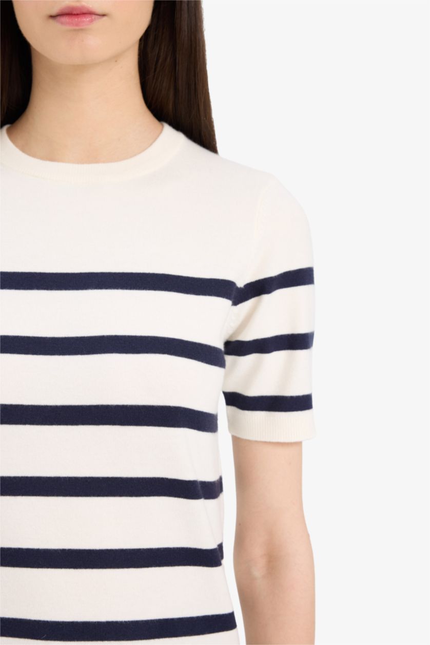 Kadın Ekru Regular Fit Bisiklet Yaka Çizgili Kısa Kollu Triko Kazak