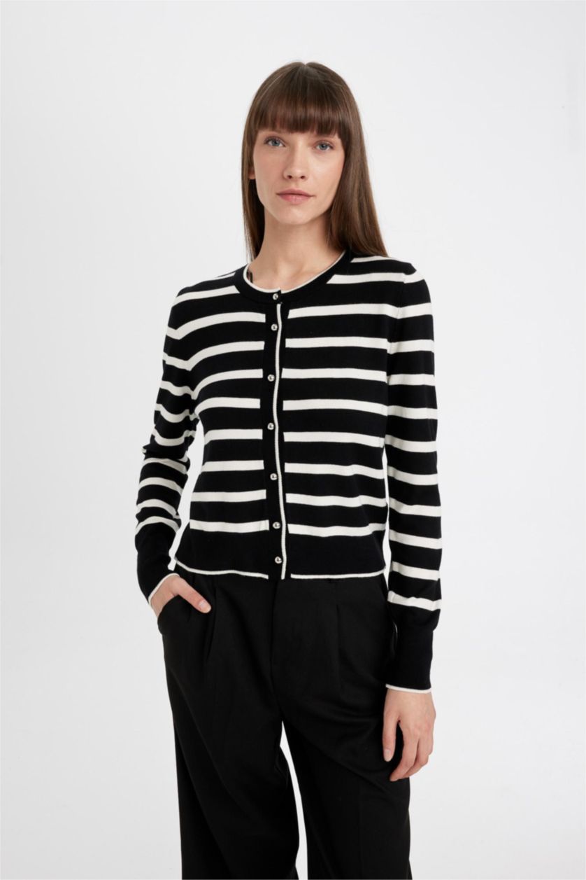 Woman Black Regular Fit Crew Neck Buttoned Knitwear Striped Cardigan