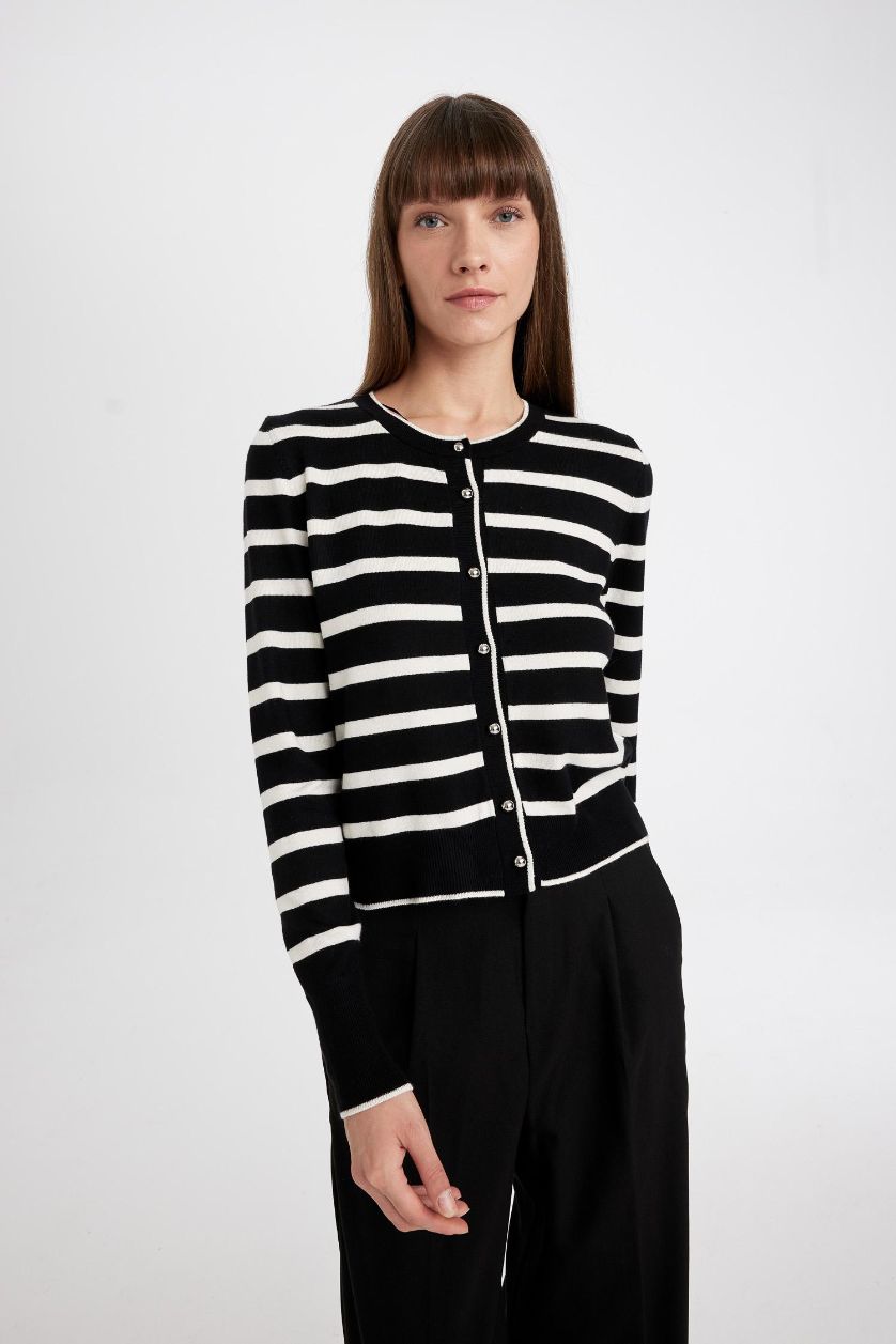 Woman Black Regular Fit Crew Neck Buttoned Knitwear Striped Cardigan