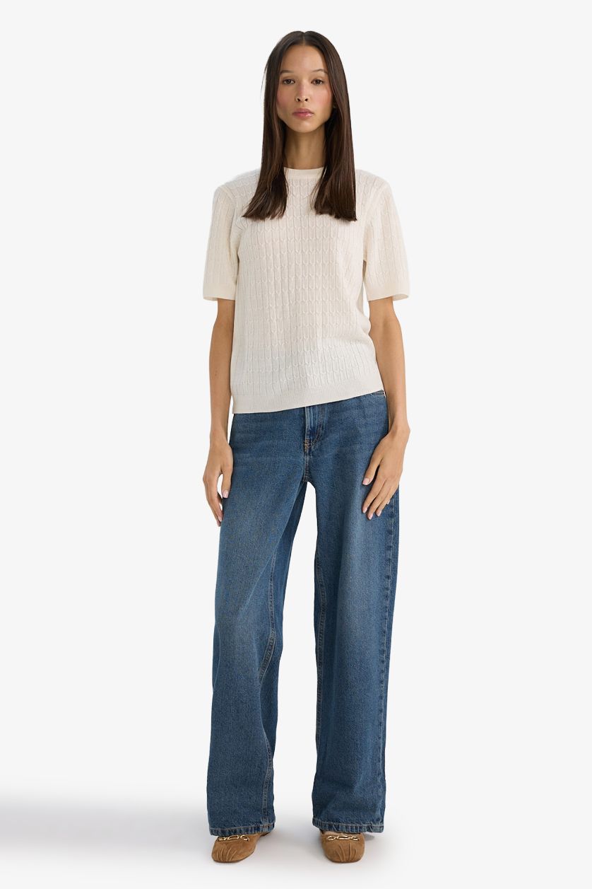 Woman Ecru Regular Fit Crew Neck Pullover