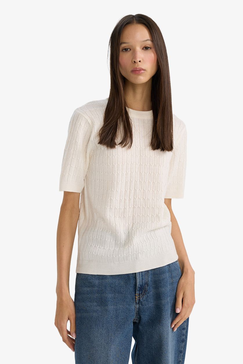 Woman Ecru Regular Fit Crew Neck Pullover