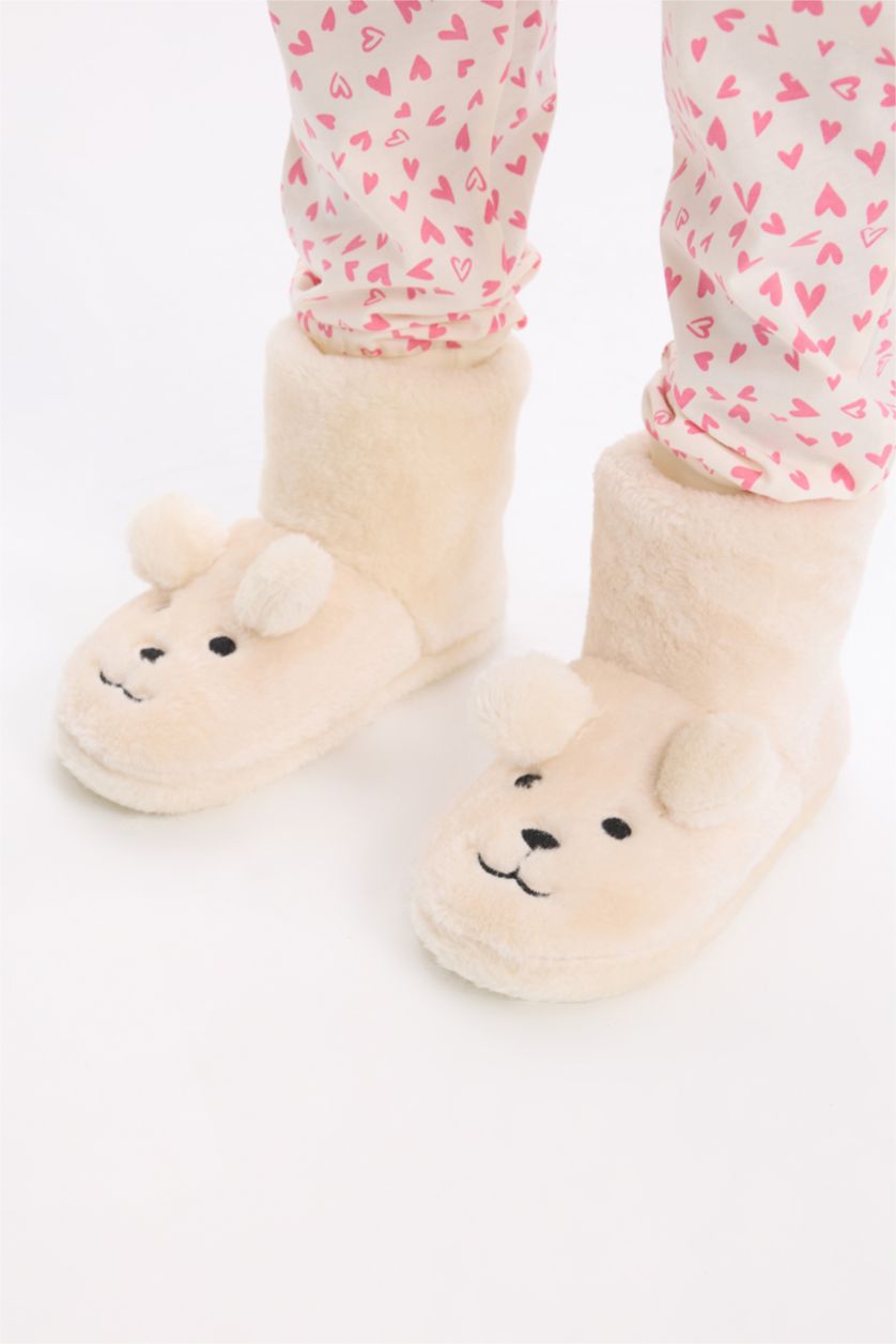 GIRLS & TEENS Beige Girl Flat Sole Panduf