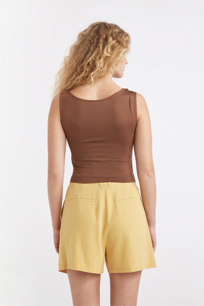 نساء بني تيشيرت نص كم سليم فيت