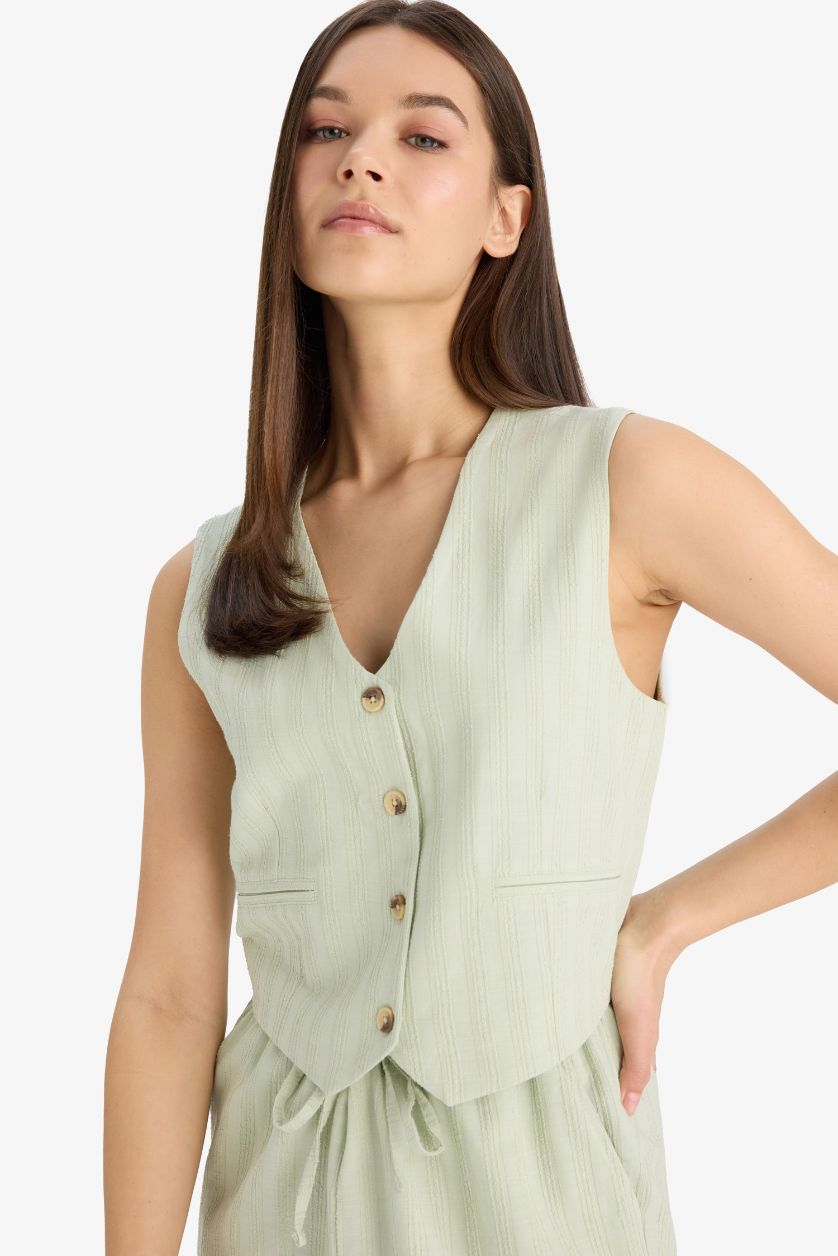 Woman Mint Regular Fit V Neck Linen Blend Vest