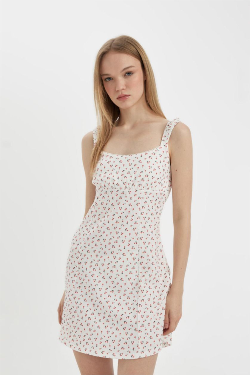 نساء أبيض فستان قصير منسوج بياخة V بحمالات