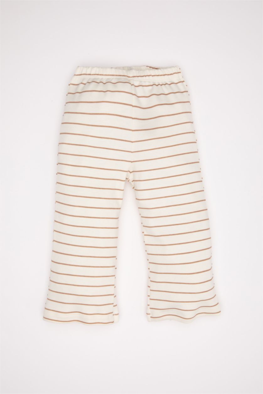 طفل صغير بيج فاتح طقم بيجاما بيبي اولادي مخطط قصة عادية - قطعتين