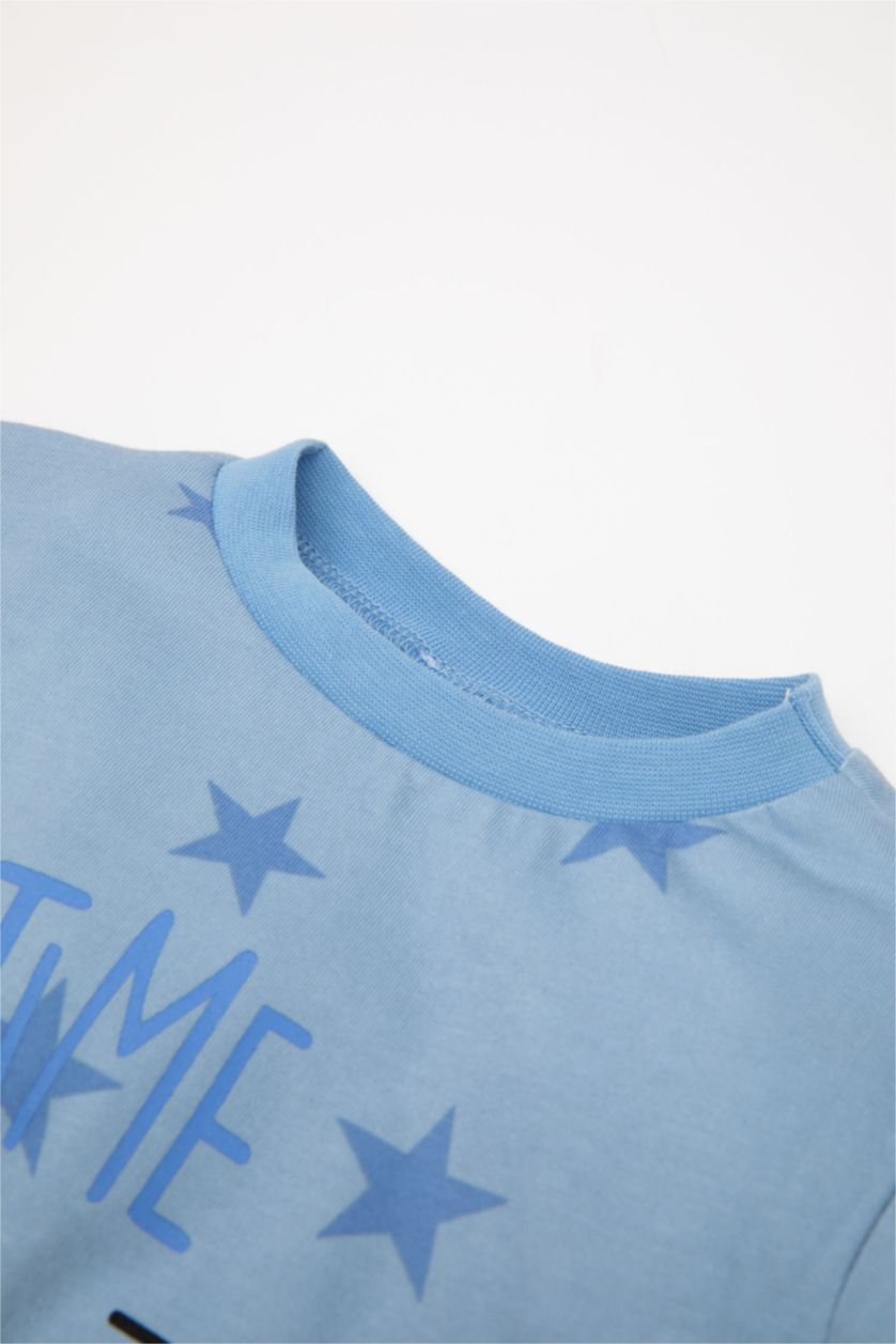 طفل صغير أزرق فاتح طقم بيجاما بيبي اولادي ممشط قصة عادية من سنوبي - قطعتين