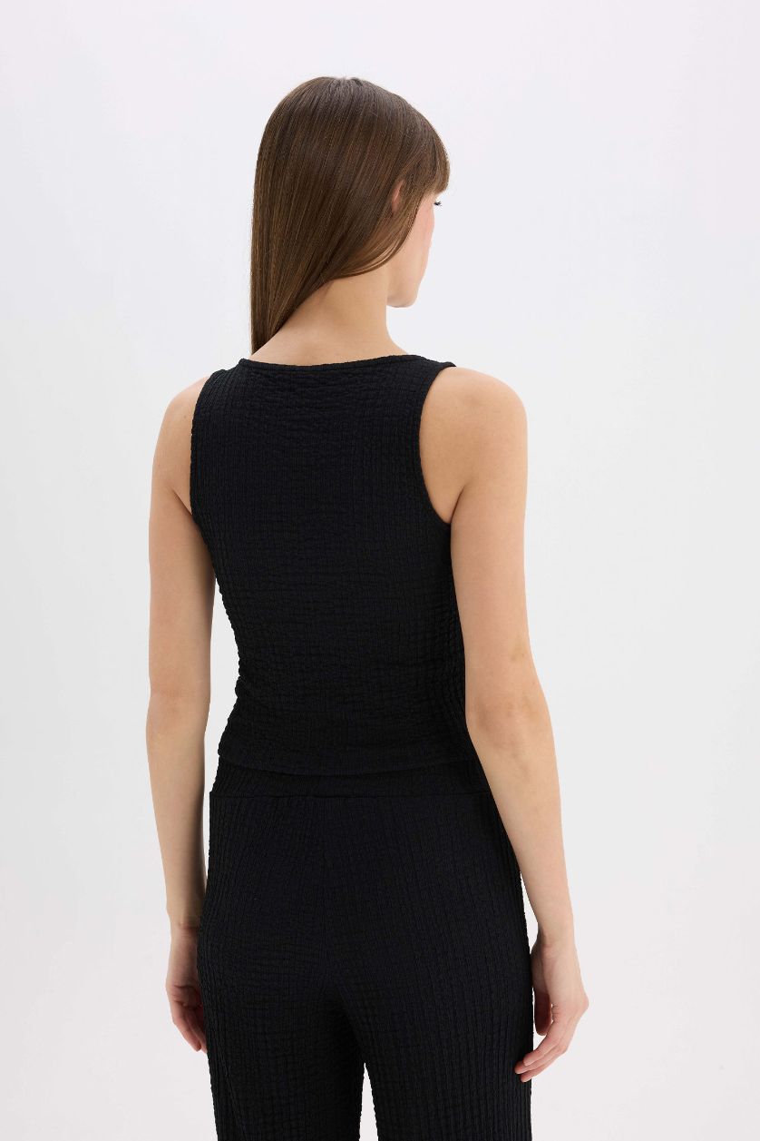 Kadın Siyah Slim Fit Dar Kesim V Yaka Önden Bağlamalı Bürümcük Kolsuz Bluz