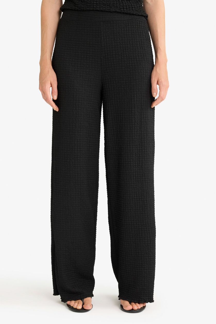 Kadın Siyah Wide Leg Geniş Bol Paça Bürümcük Pantolon