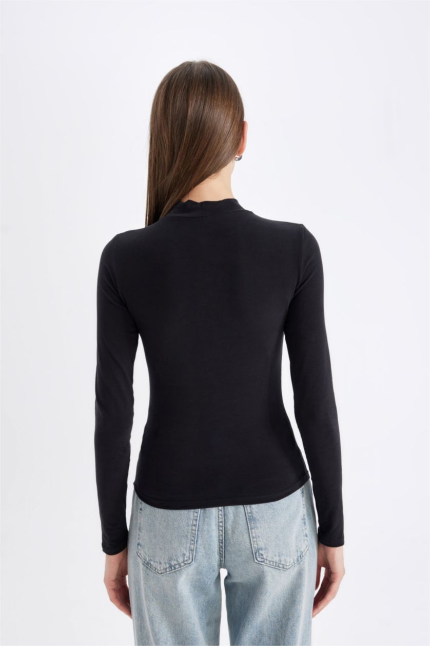 Kadın Siyah Slım Fıt Uzun Kollu Tişört