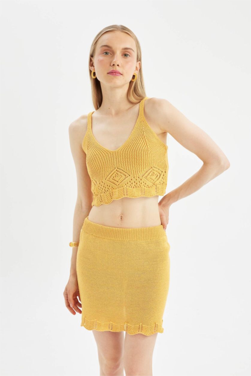 WOMAN Light Yellow Regular Fit V-Neck Crochet Crop Top