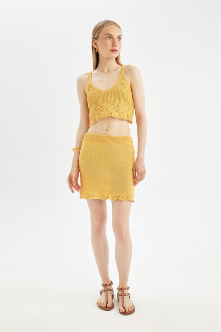 WOMAN Light Yellow Regular Fit V-Neck Crochet Crop Top