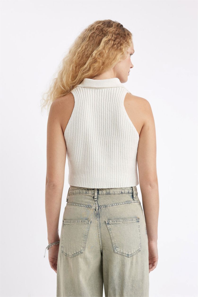 WOMAN Ecru Slim Fit Polo Collar Vest
