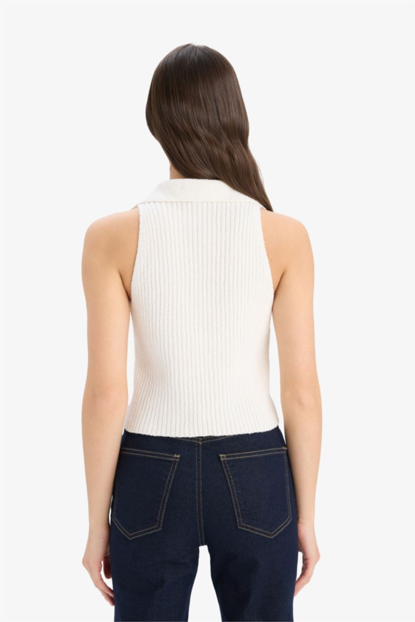 Kadın Ekru Slim Fit Dar Kesim Düğmeli Triko Yelek