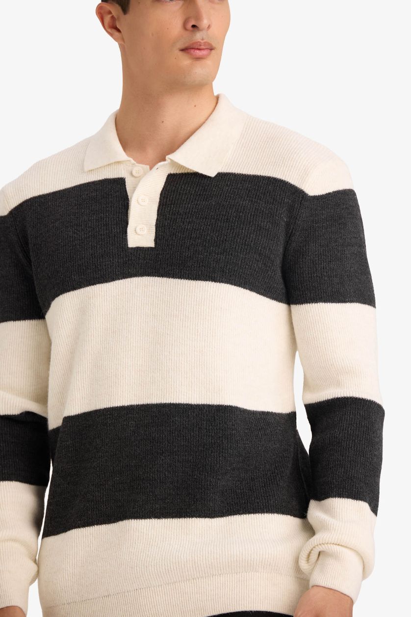 Erkek Ekru Standart Fit Polo Yaka Çizgili Triko Kazak