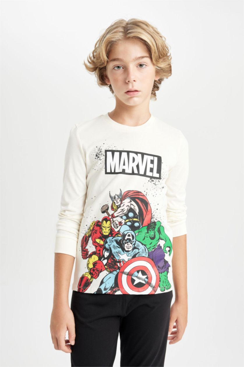 BOYS & TEENS Ecru Boy Marvel Comics 2 Piece Pajama Set