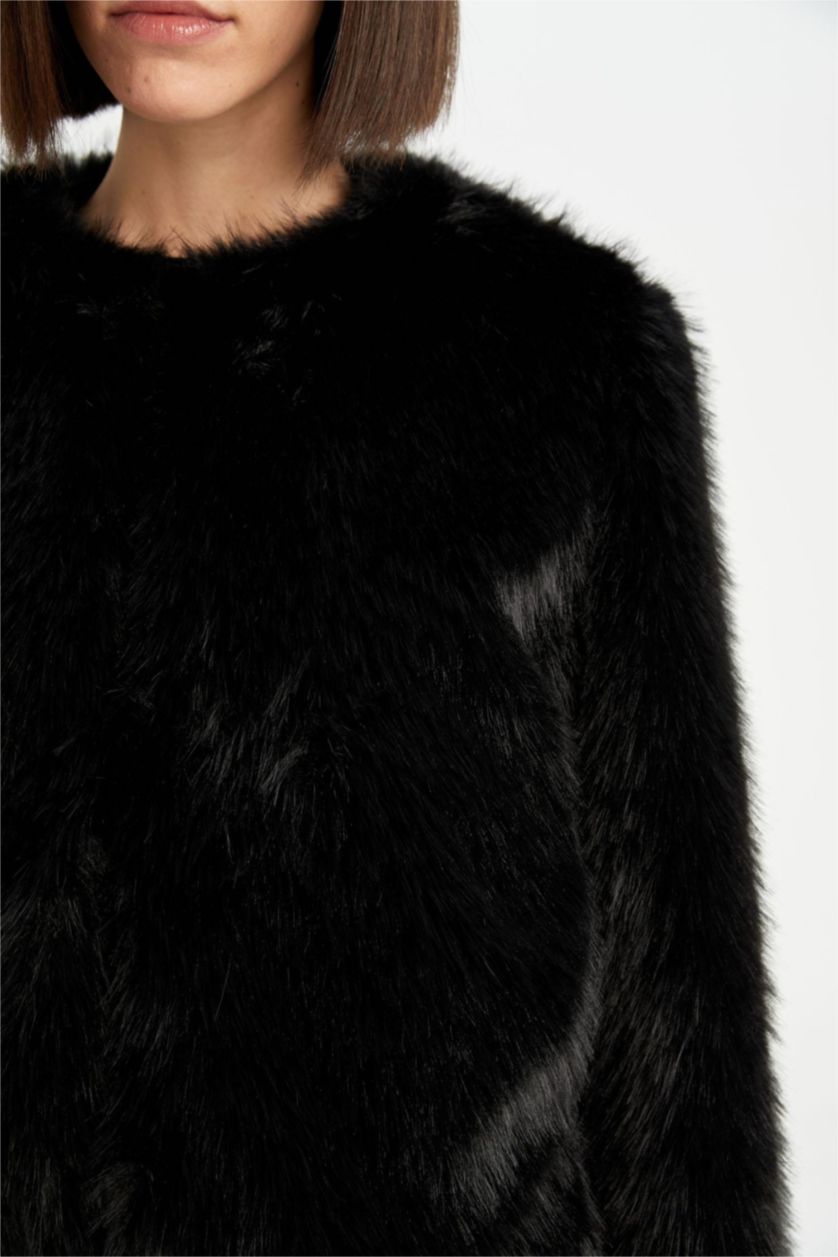 Kadın Siyah Astarlı Cepli Siyah Kısa Suni Kürk Ceket