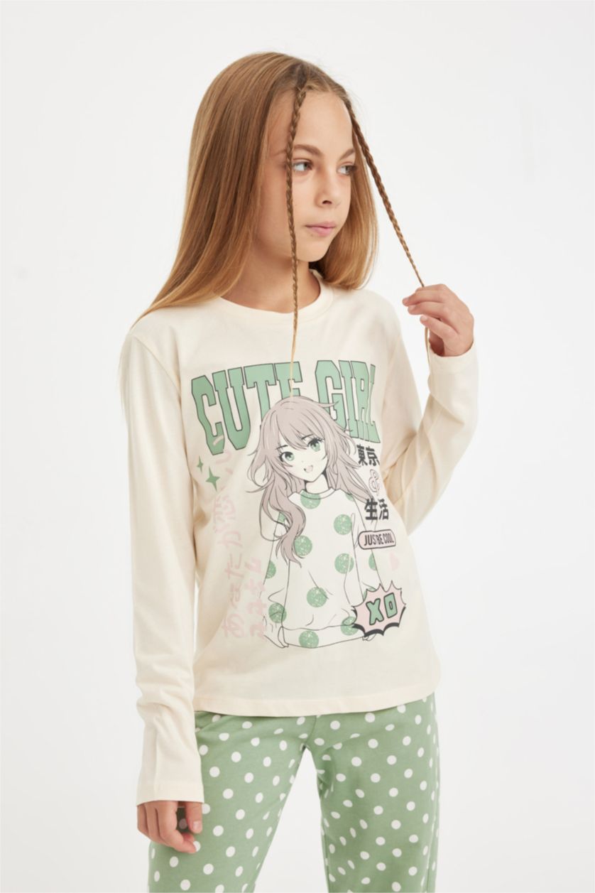 بنات بيج فاتح طقم بيجاما بناتي قصة عادية - قطعتين