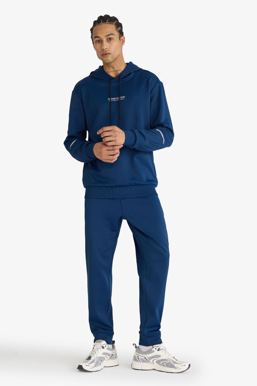 Erkek Lacivert Standart Fit Kapüşonlu Sporcu Sweatshirt