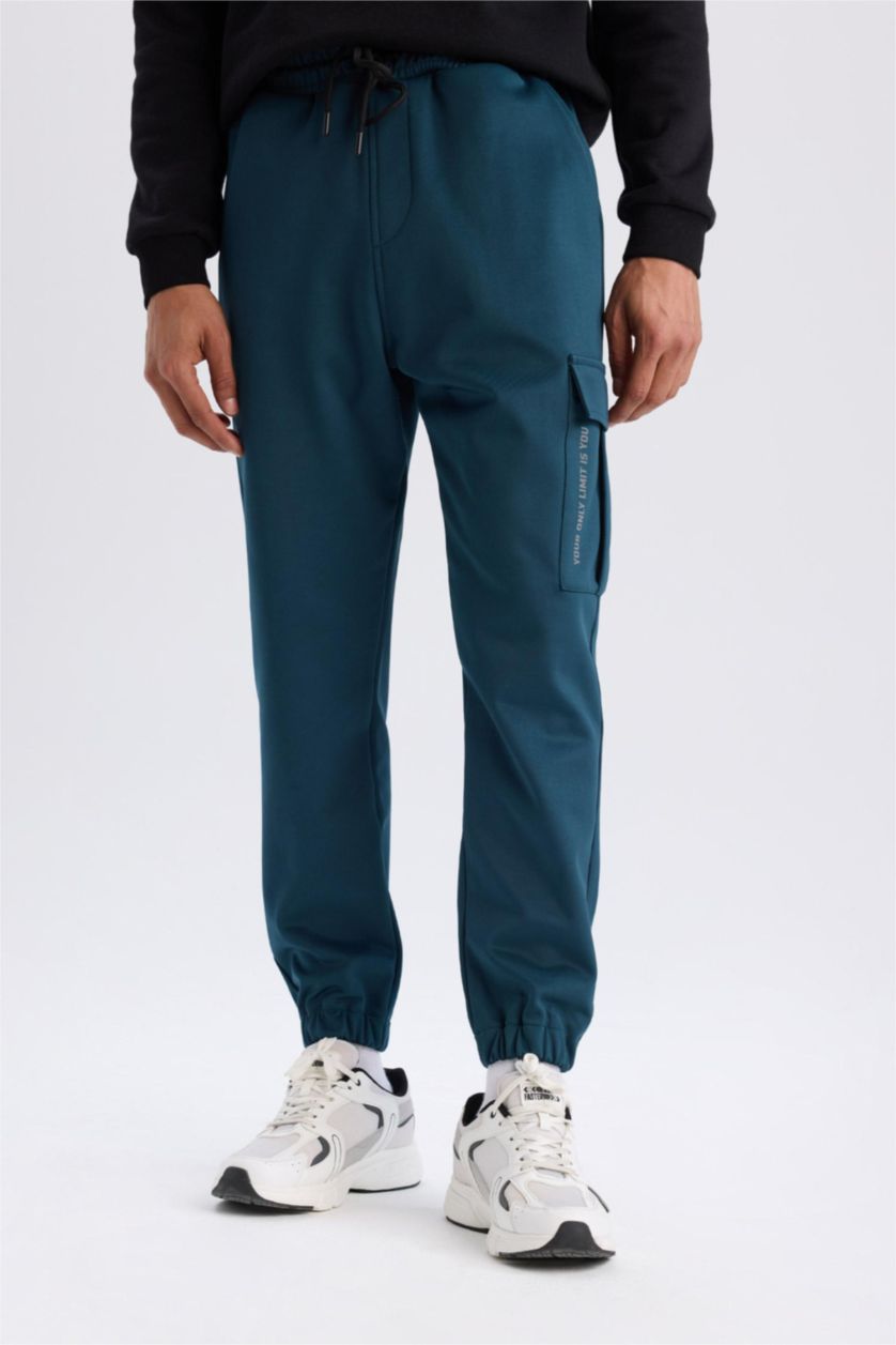 Erkek Petrol Sporcu Jogger Eşofman Altı Standart Fit Üç Cepli Beli Bağcıklı Lastikli Paça