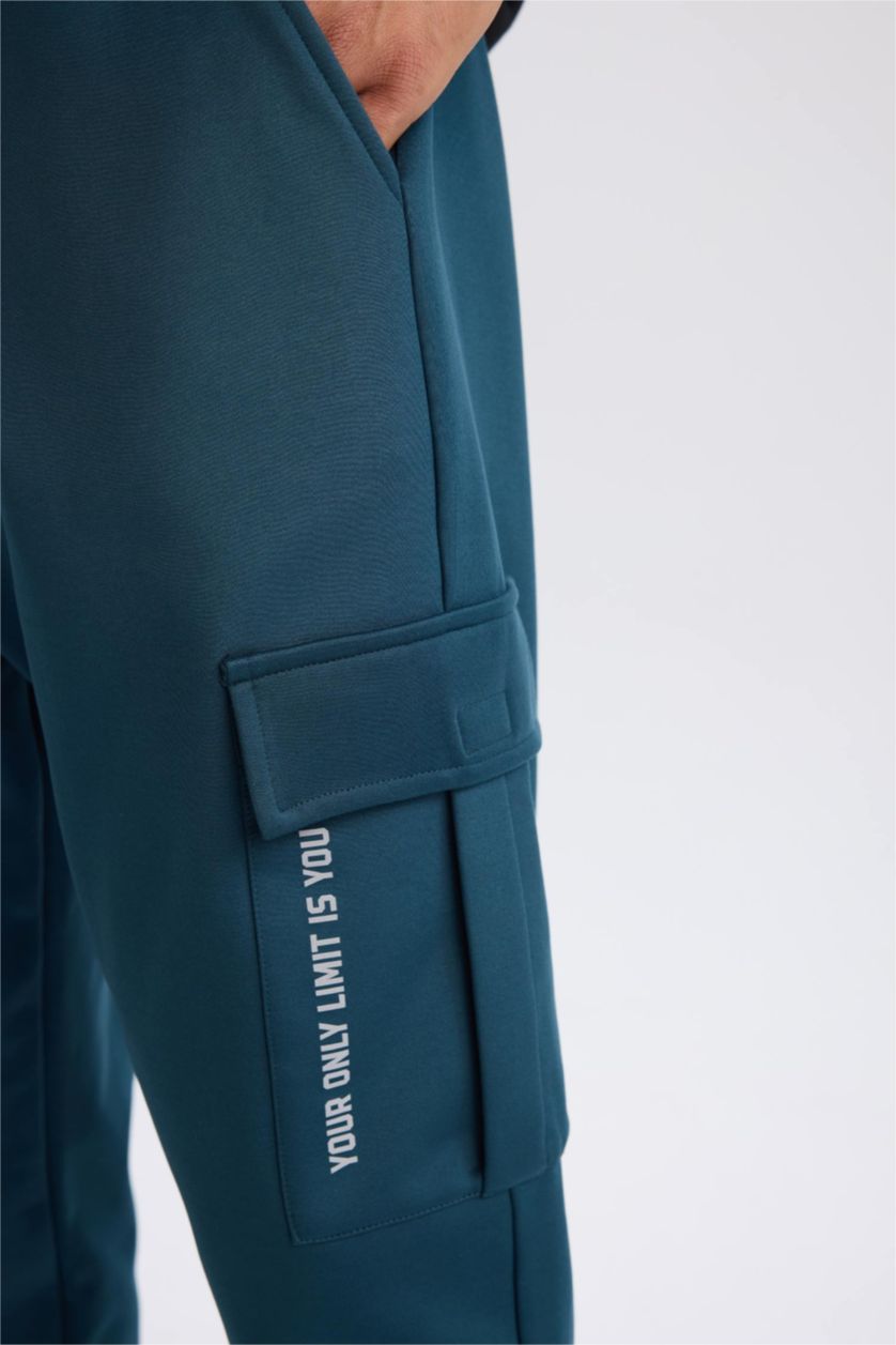 Erkek Petrol Sporcu Jogger Eşofman Altı Standart Fit Üç Cepli Beli Bağcıklı Lastikli Paça