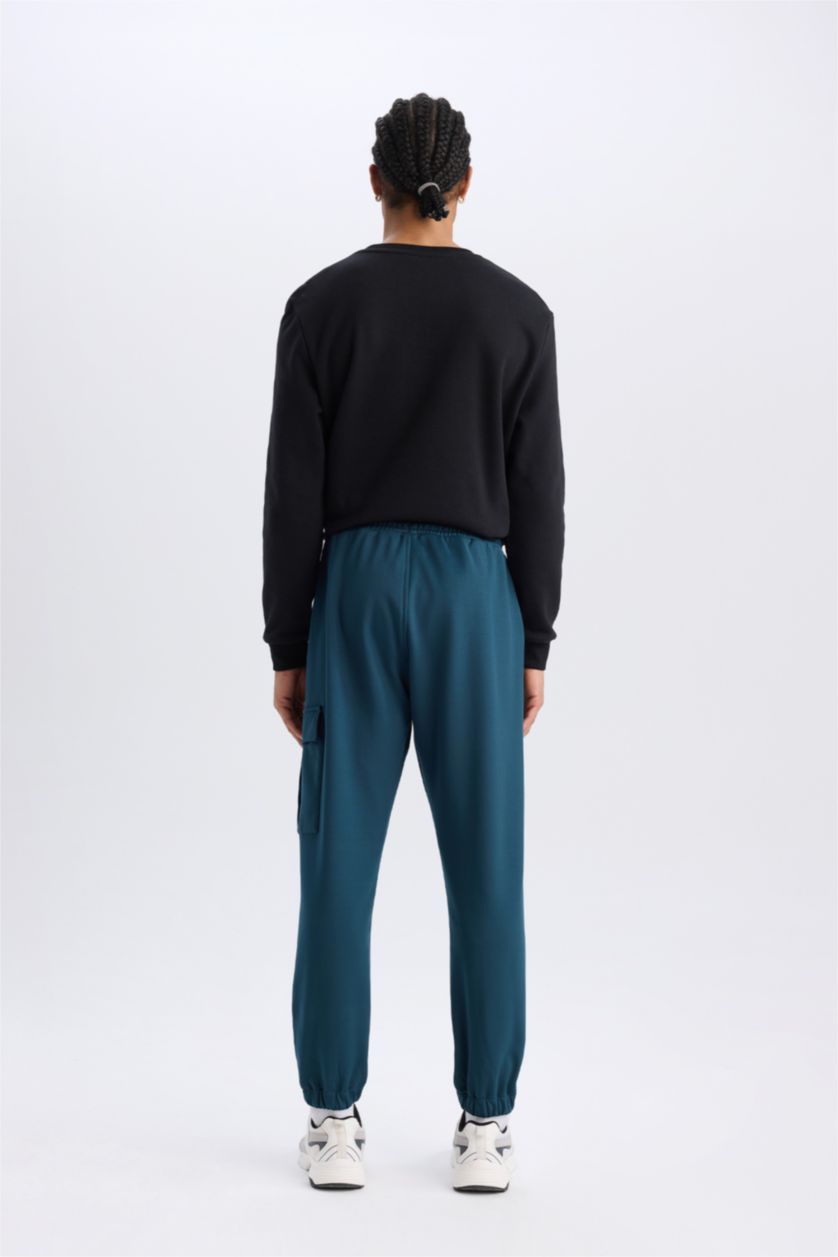 Erkek Petrol Sporcu Jogger Eşofman Altı Standart Fit Üç Cepli Beli Bağcıklı Lastikli Paça