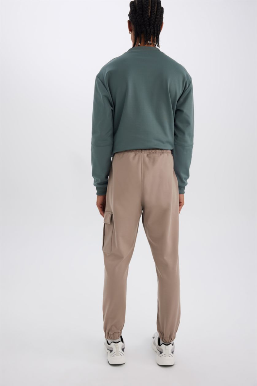 Erkek Vizon Sporcu Jogger Eşofman Altı Standart Fit Üç Cepli Beli Bağcıklı Lastikli Paça