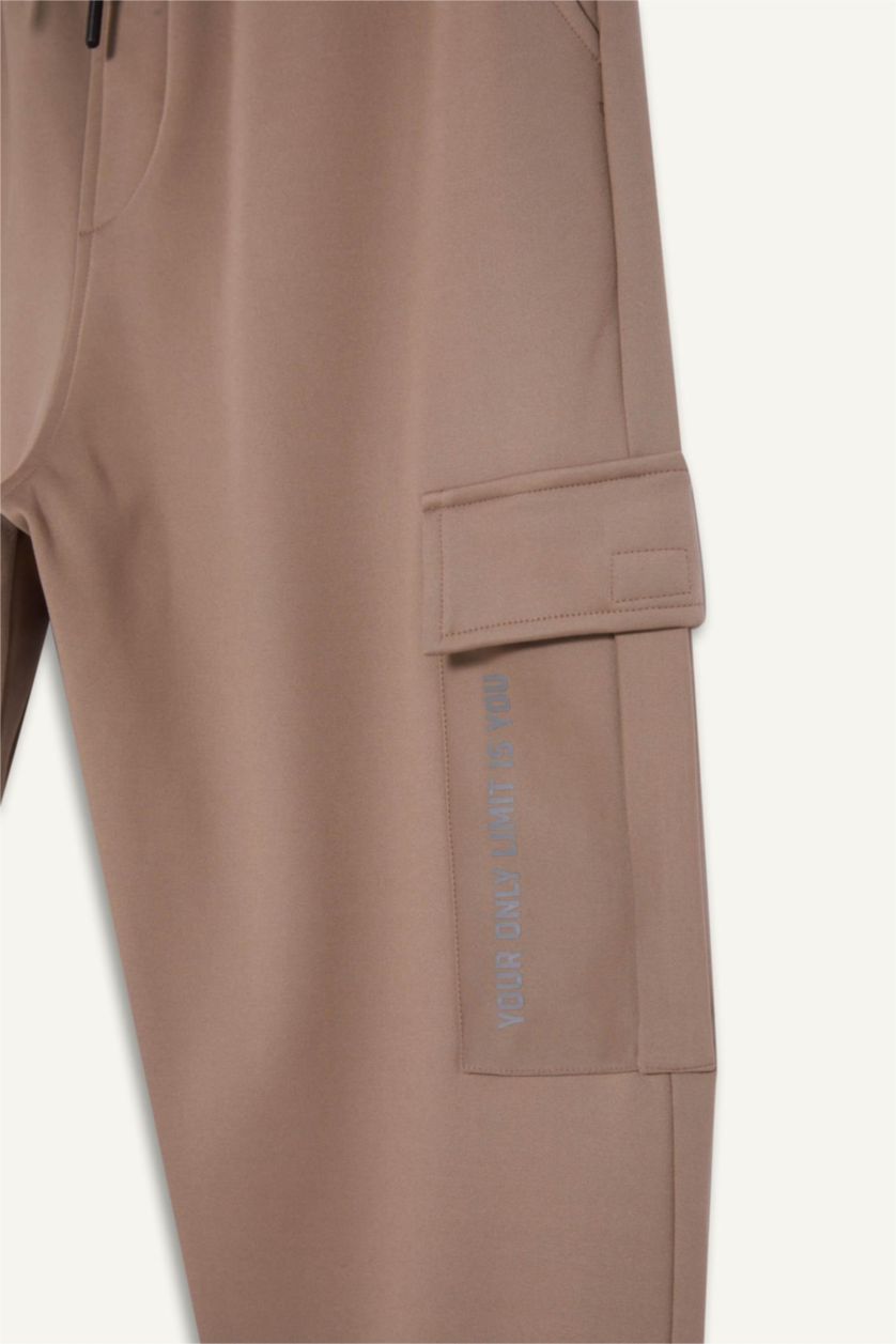 Erkek Vizon Sporcu Jogger Eşofman Altı Standart Fit Üç Cepli Beli Bağcıklı Lastikli Paça