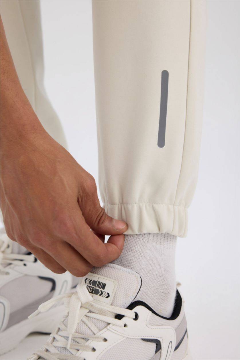 Erkek Taş Sporcu Jogger Eşofman Altı Standart Fit Basic Düz Cepli Beli Paçası Lastikli