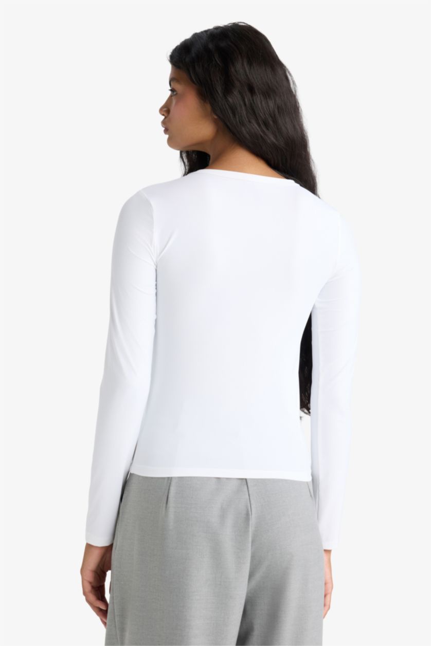 Kadın Beyaz Slım Fıt Bisiklet Yaka Basıc Düz Uzun Kollu Tişört
