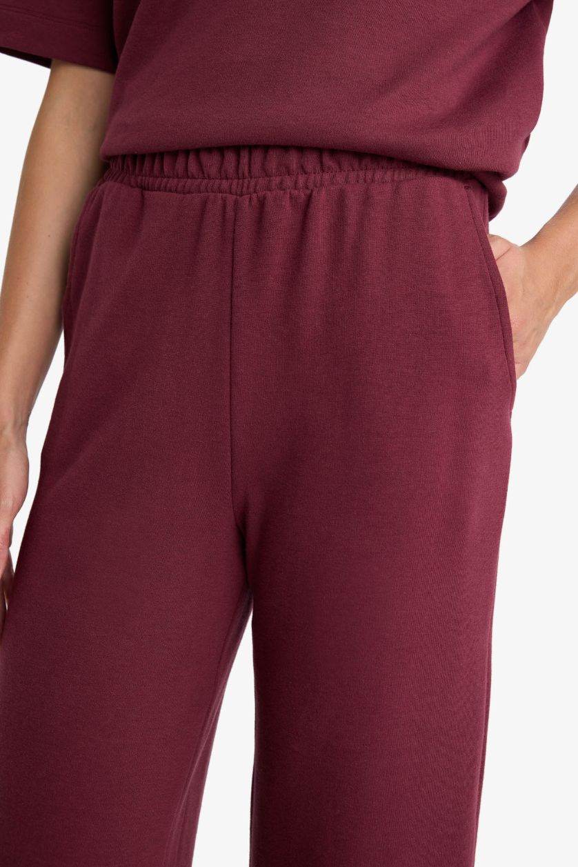 Kadın Bordo Straight Fit Geniş Bol Paça Basic Düz Cepli Eşofman Altı