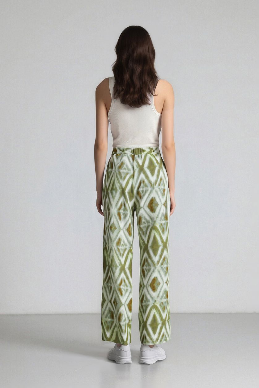 Kadın Yeşil Relax Fit Viskon Kumaş Pantolon Desenli Cepli Geniş Paça Krinkıl