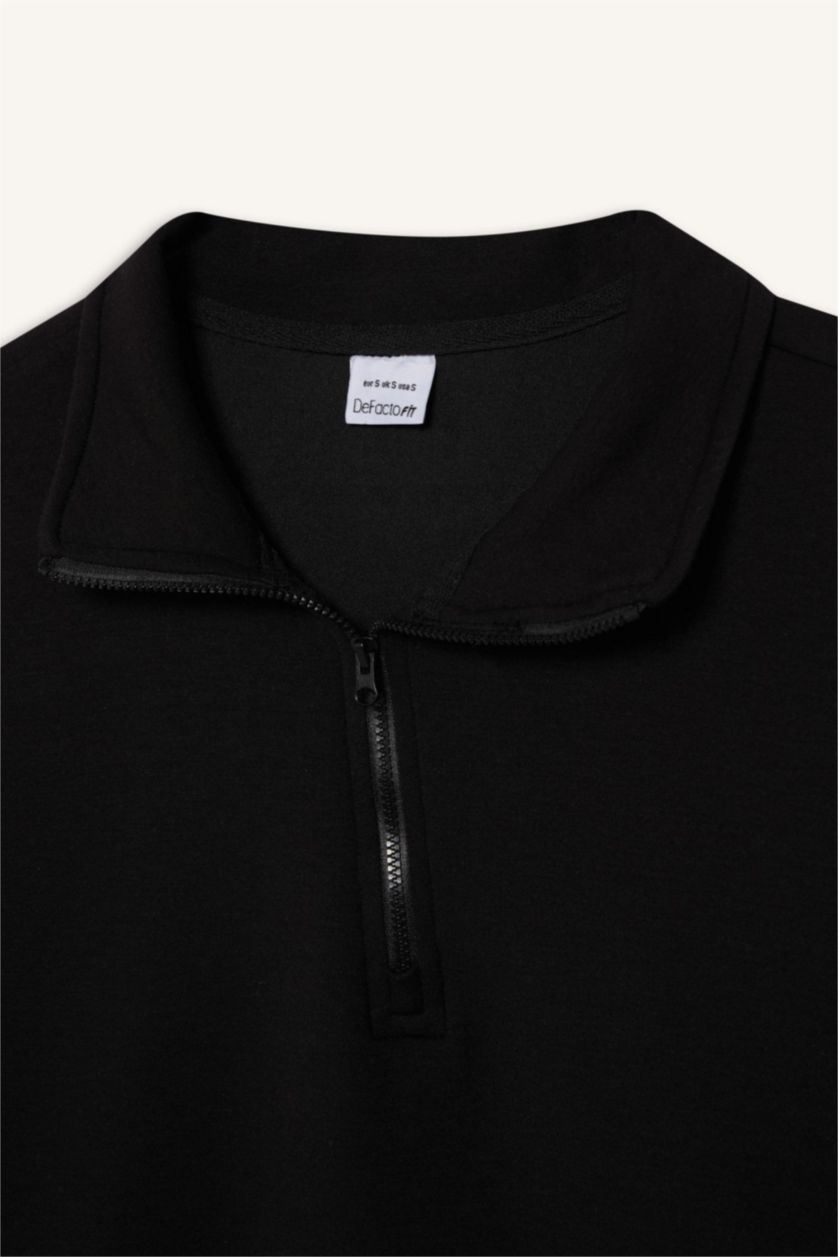 حريمي أسود سويت شيرت رياضي اوفر سايز بياقة عالية من DeFactoFit