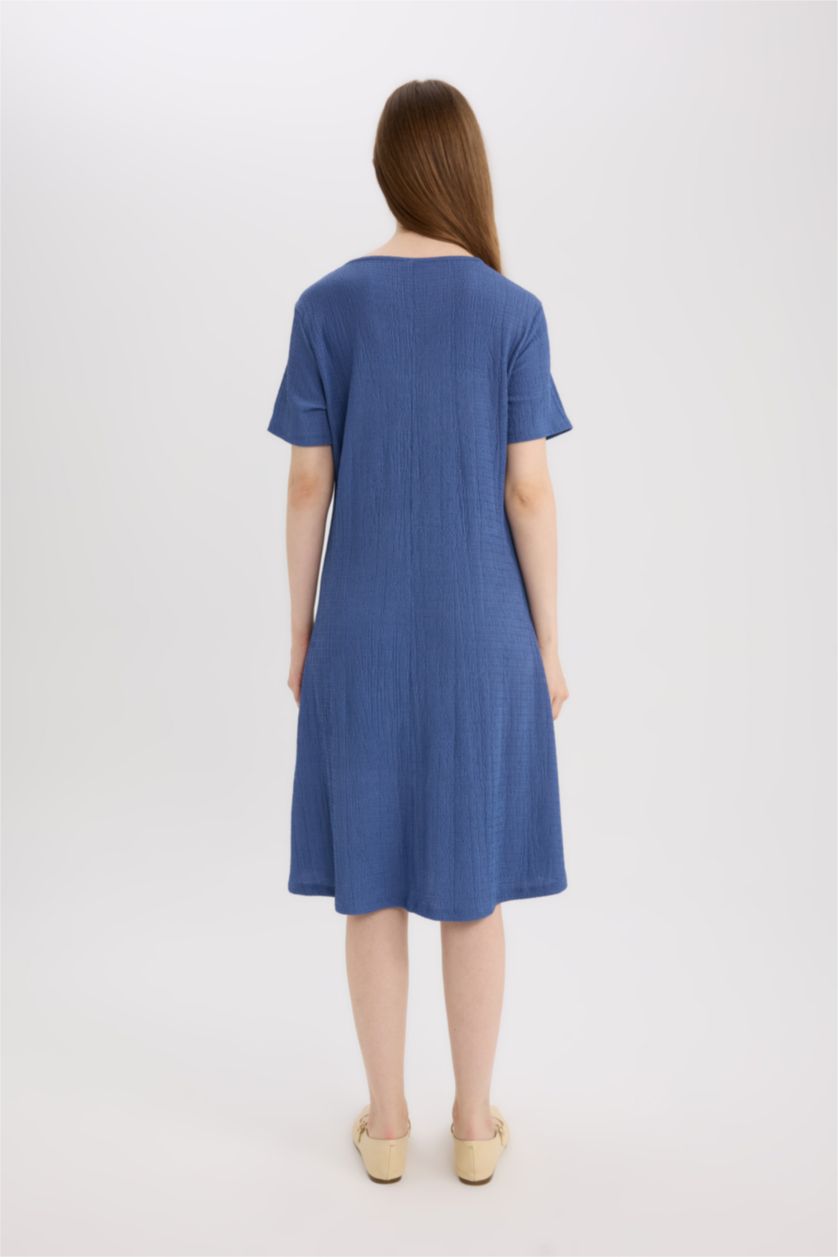 Женщины Индиго Платье Regular Fit с круглым вырезом, жатая ткань, короткий рукав