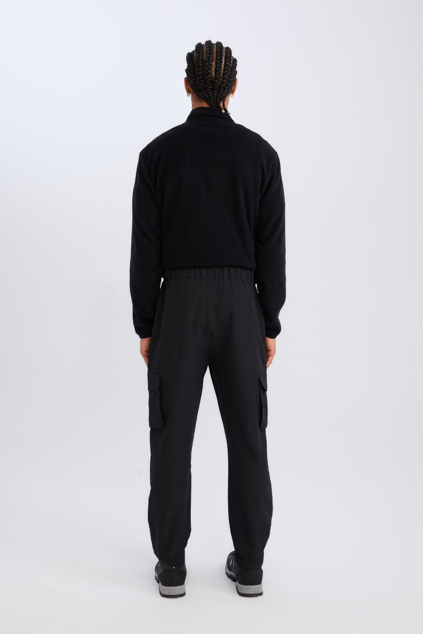 Erkek Siyah Sporcu Jogger Eşofman Altı Slim Fit Dar Kesim Dokuma Kargo Cepli Standart Paça