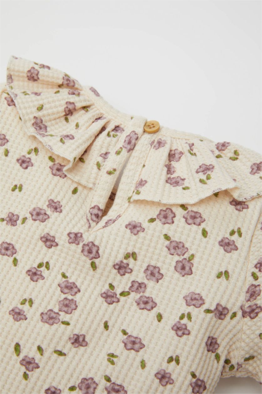 Kız Bebek Kum Kız Bebek Fırfırlı Yaka Çiçekli Waffle Uzun Kollu Tişört