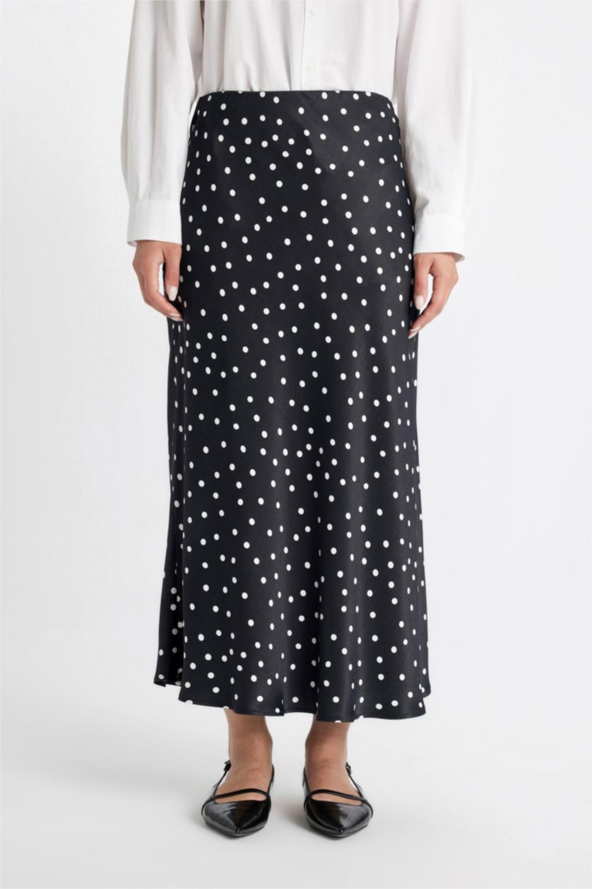 Kadın Siyah A Kesim Puantiyeli Saten Maxi Etek