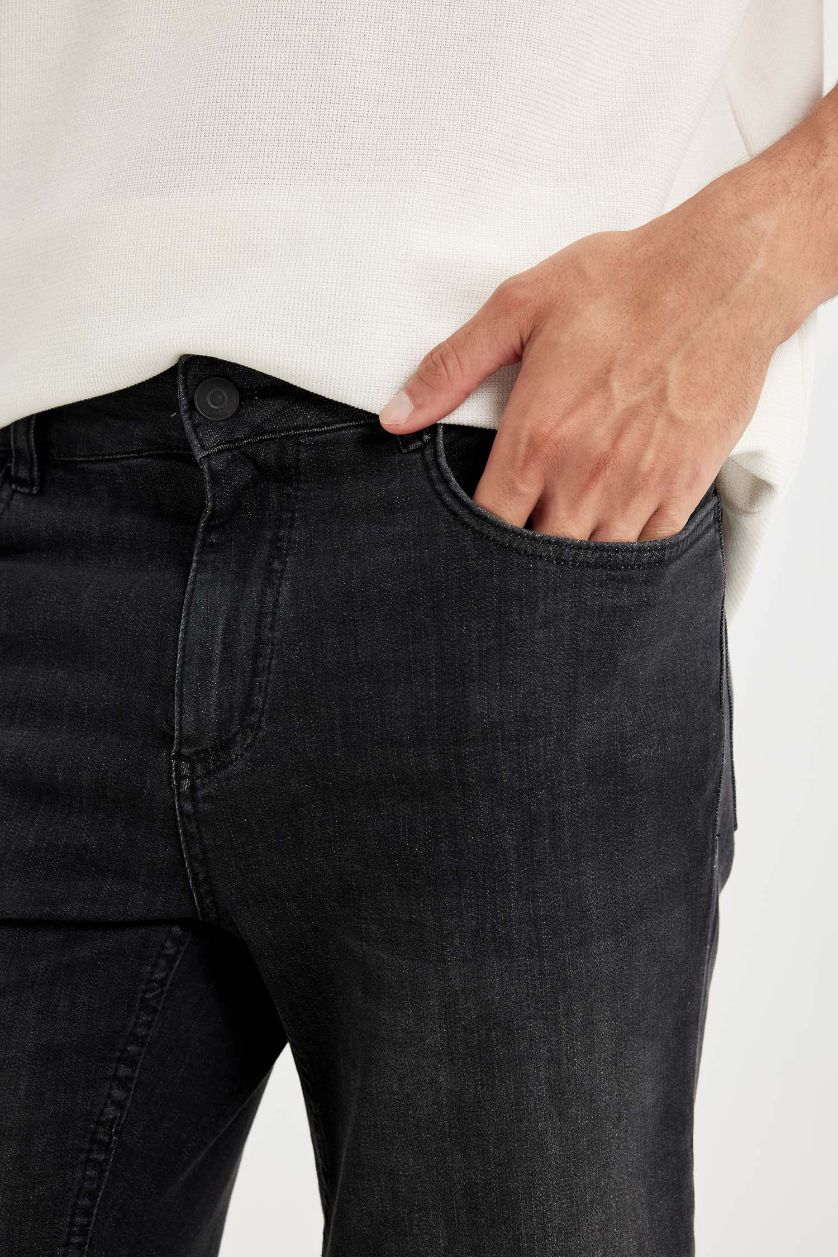 Erkek Antrasit Regular Fit Jean Bermuda Şort