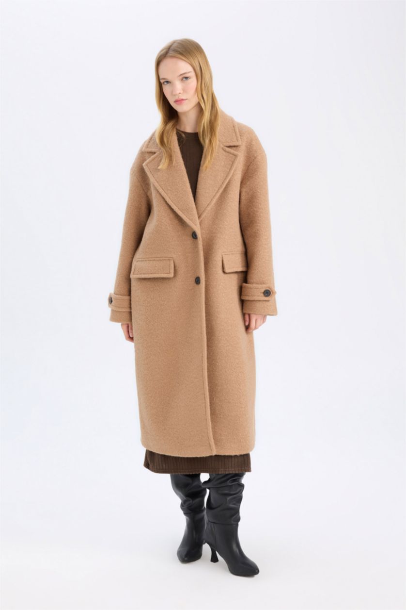 Kadın Camel Regular Fit  Uzun Kaşe Kaban Apoletli Ceket Yaka Cepli Düğmeli