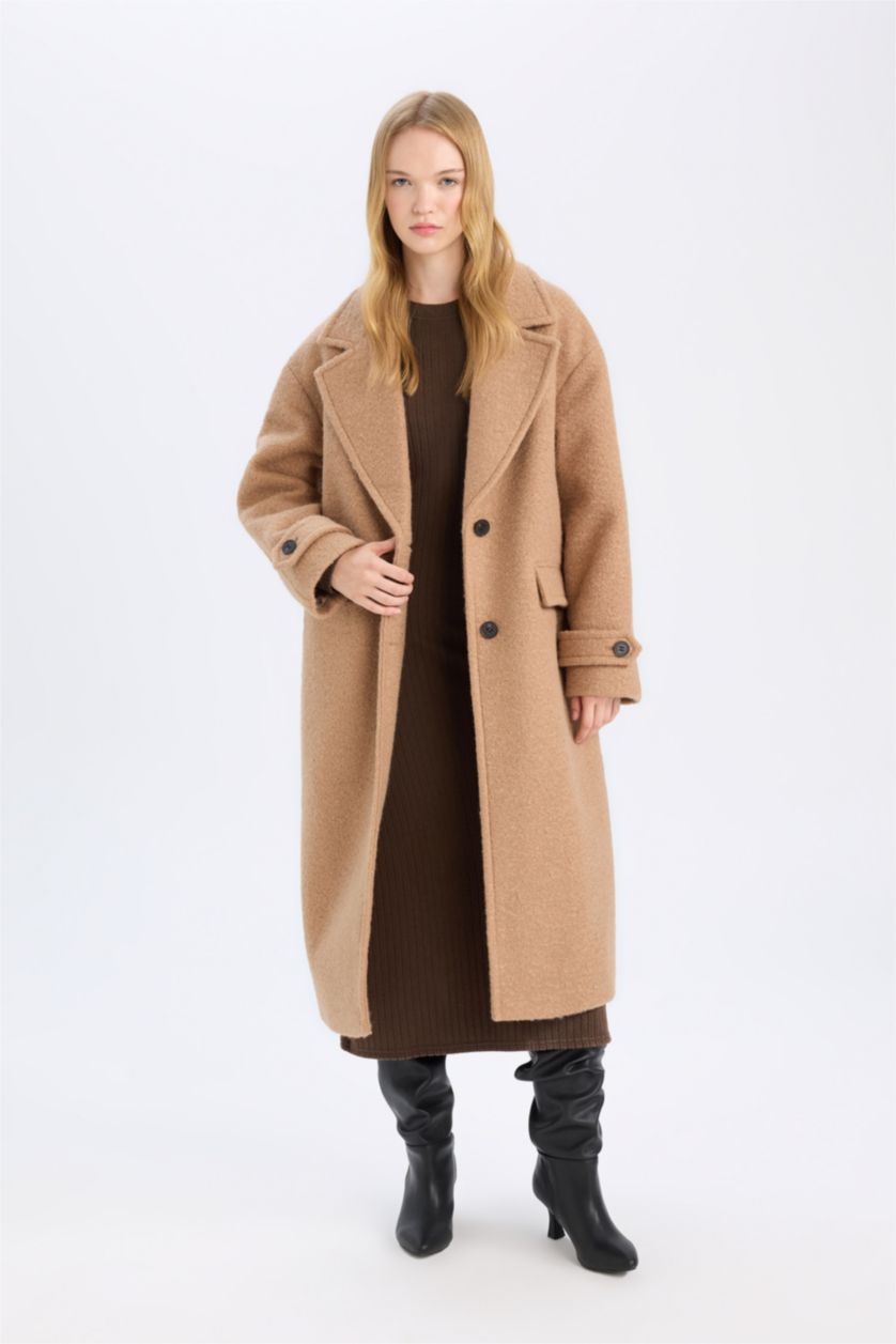 Kadın Camel Regular Fit  Uzun Kaşe Kaban Apoletli Ceket Yaka Cepli Düğmeli