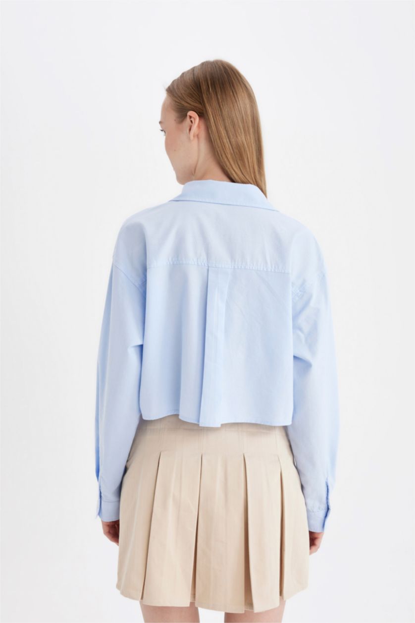 Kadın Açık Mavi Oversize Geniş Kalıp Basic Düz Cepli Oxford Uzun Kollu Crop Gömlek