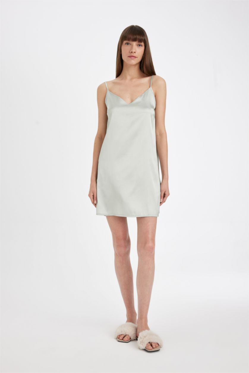 نساء نعناع فستان ستان قصة عادية بياقة V Fall in Love من