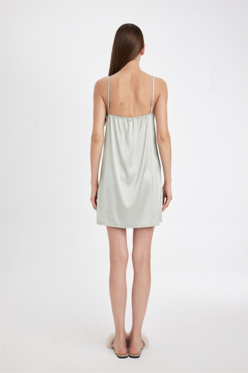 نساء نعناع فستان ستان قصة عادية بياقة V Fall in Love من